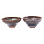 2 earthenware bowls
