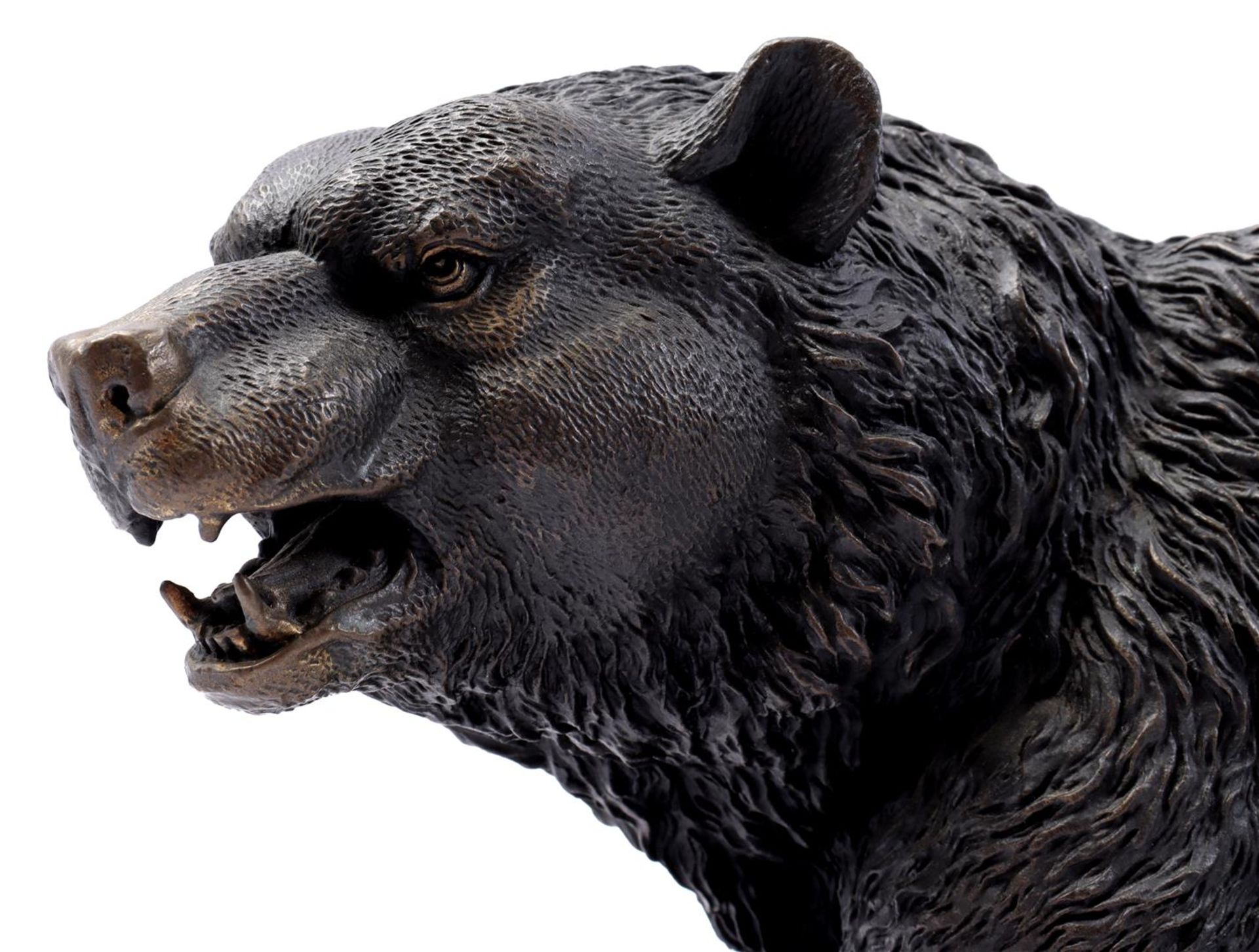 Bronze statue of a bear - Bild 3 aus 3
