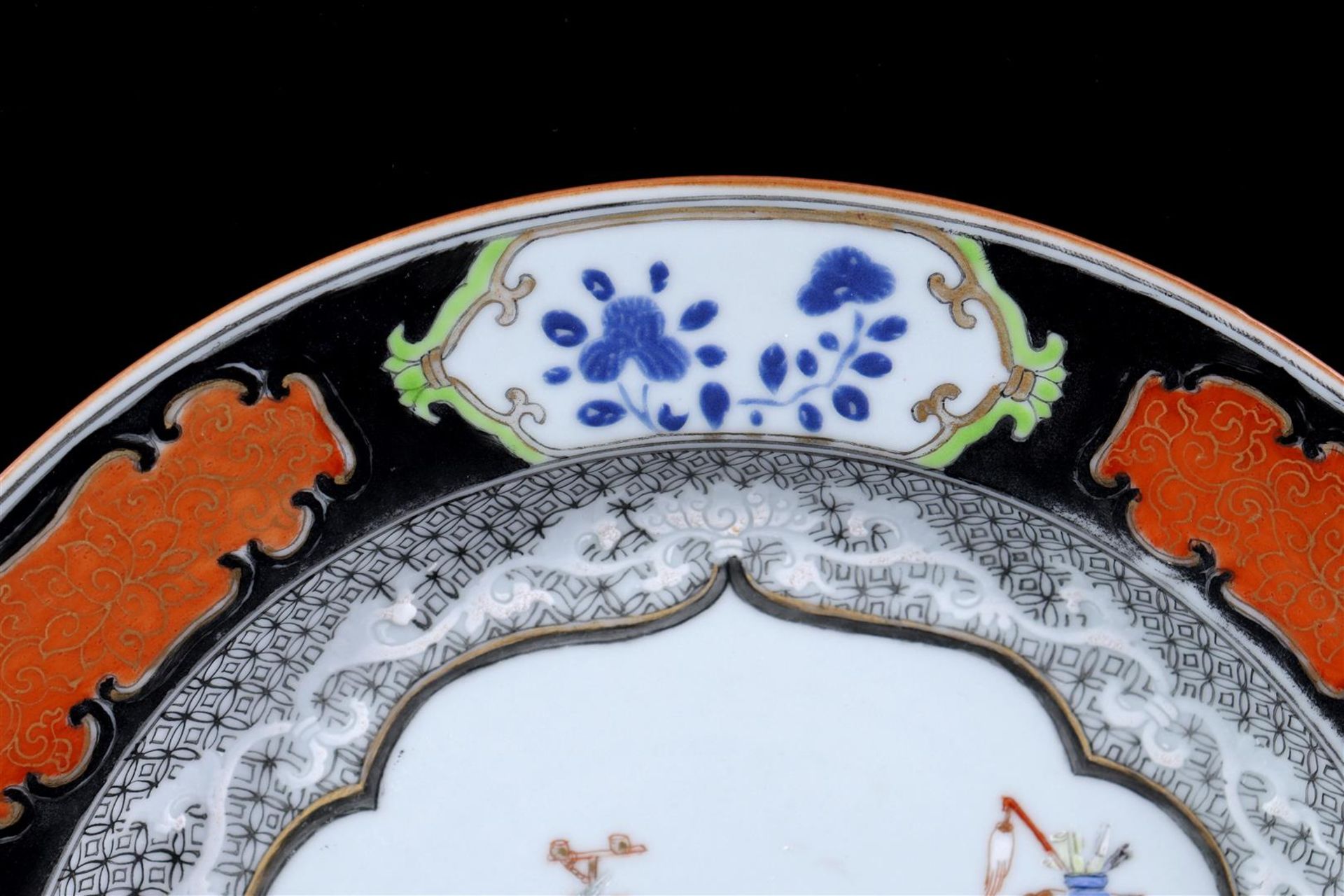 Porcelain Famille Noir dish - Image 3 of 4