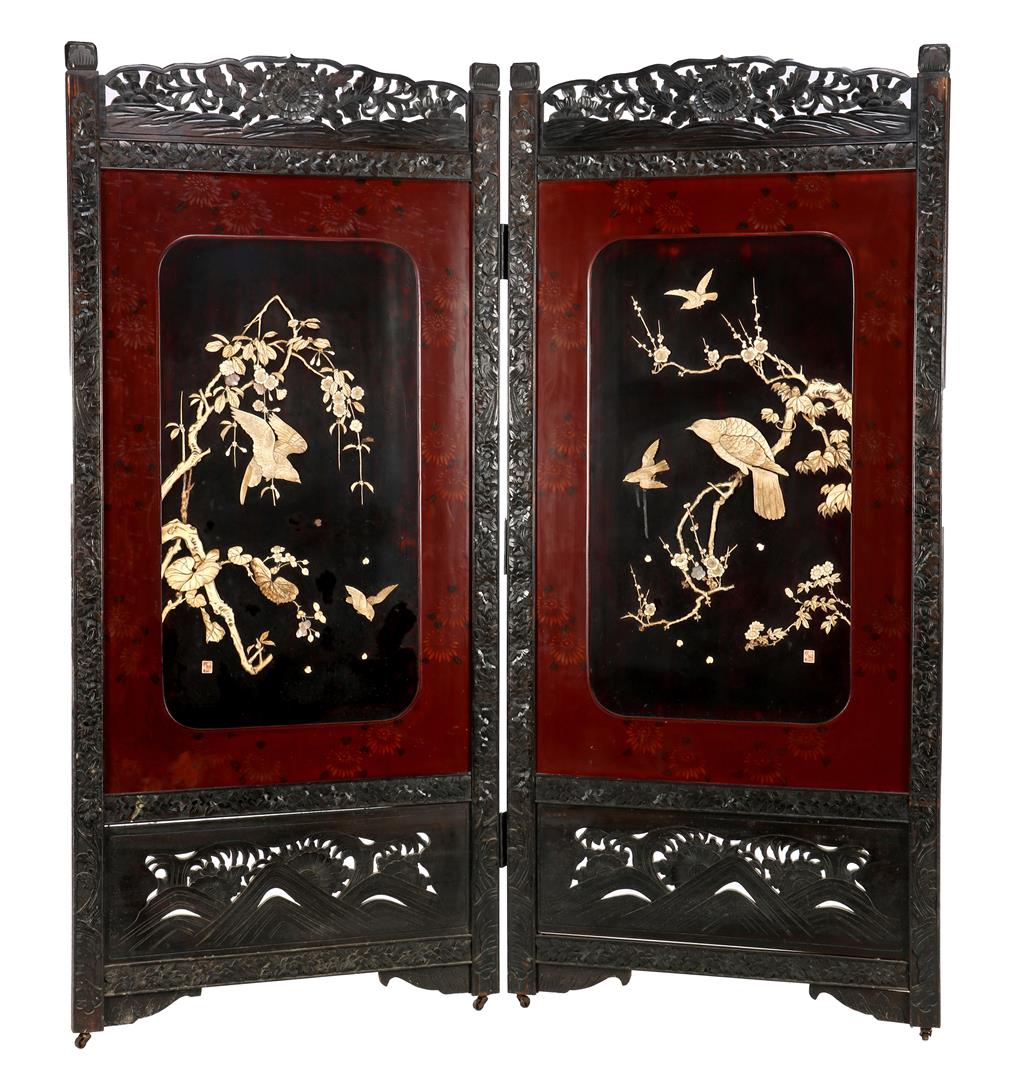 2-turn lacquered folding screen