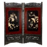 2-turn lacquered folding screen