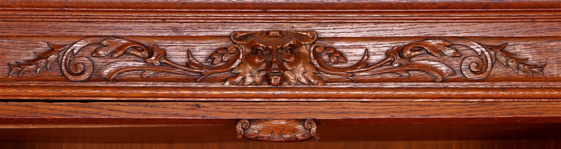 Oak cabinet - Image 3 of 3