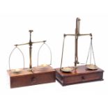 2 travel weighing scales