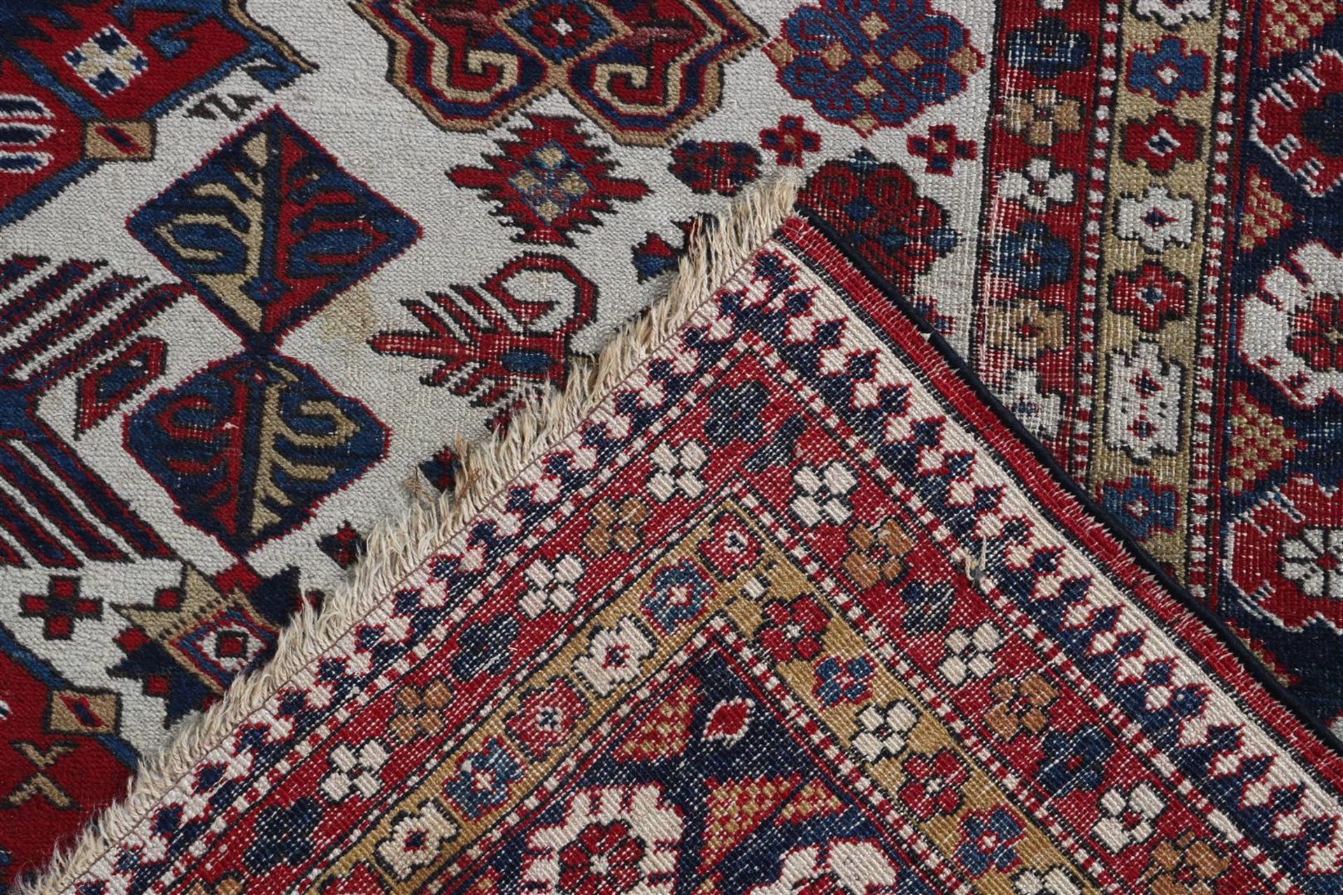 Carpet - Image 4 of 4