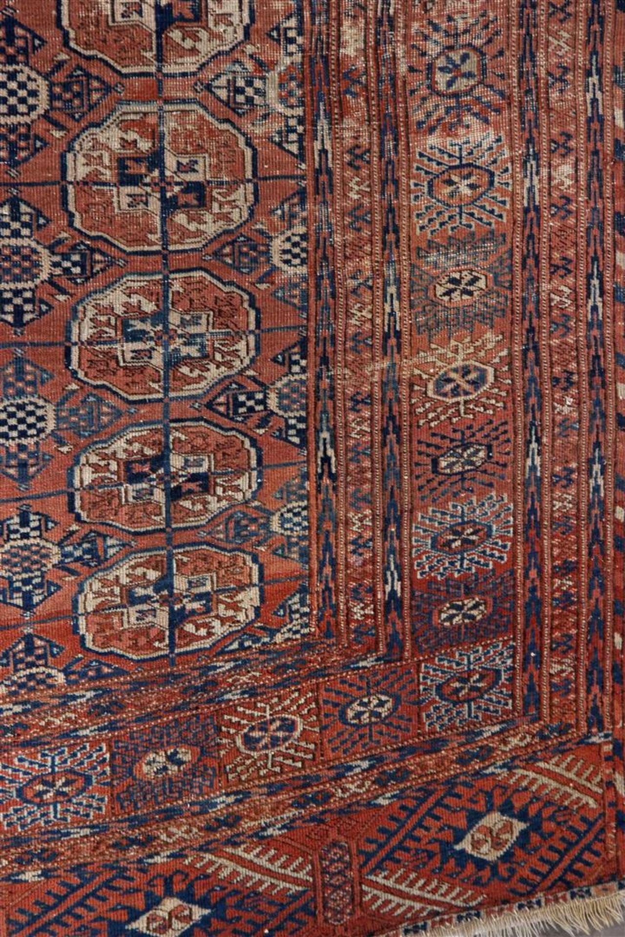 Carpet - Image 3 of 5