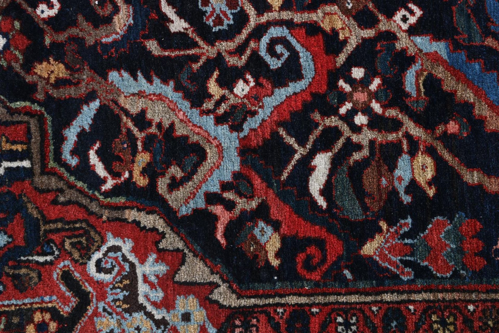 Carpet - Image 2 of 4