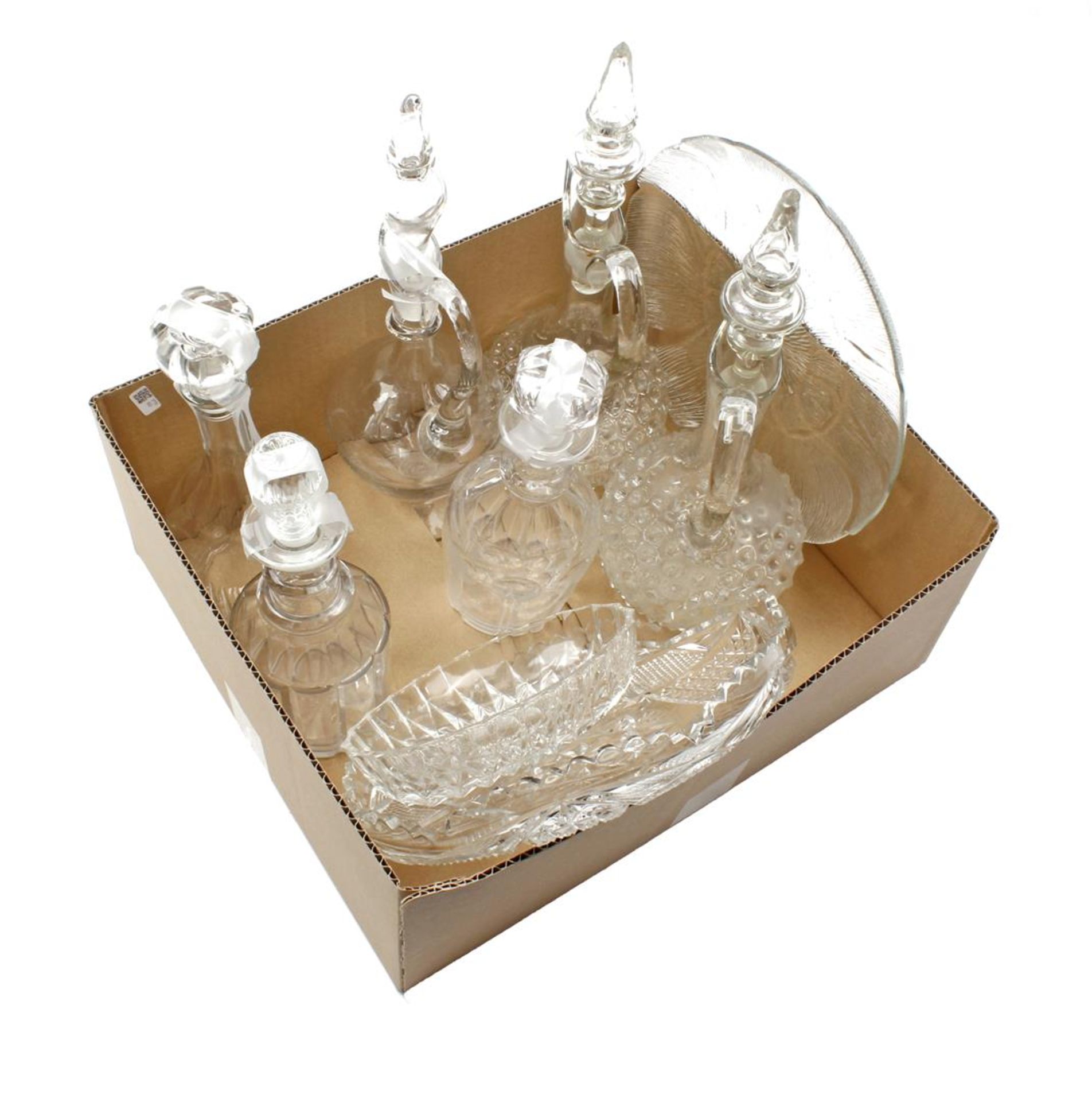 Box of carafes and dishes