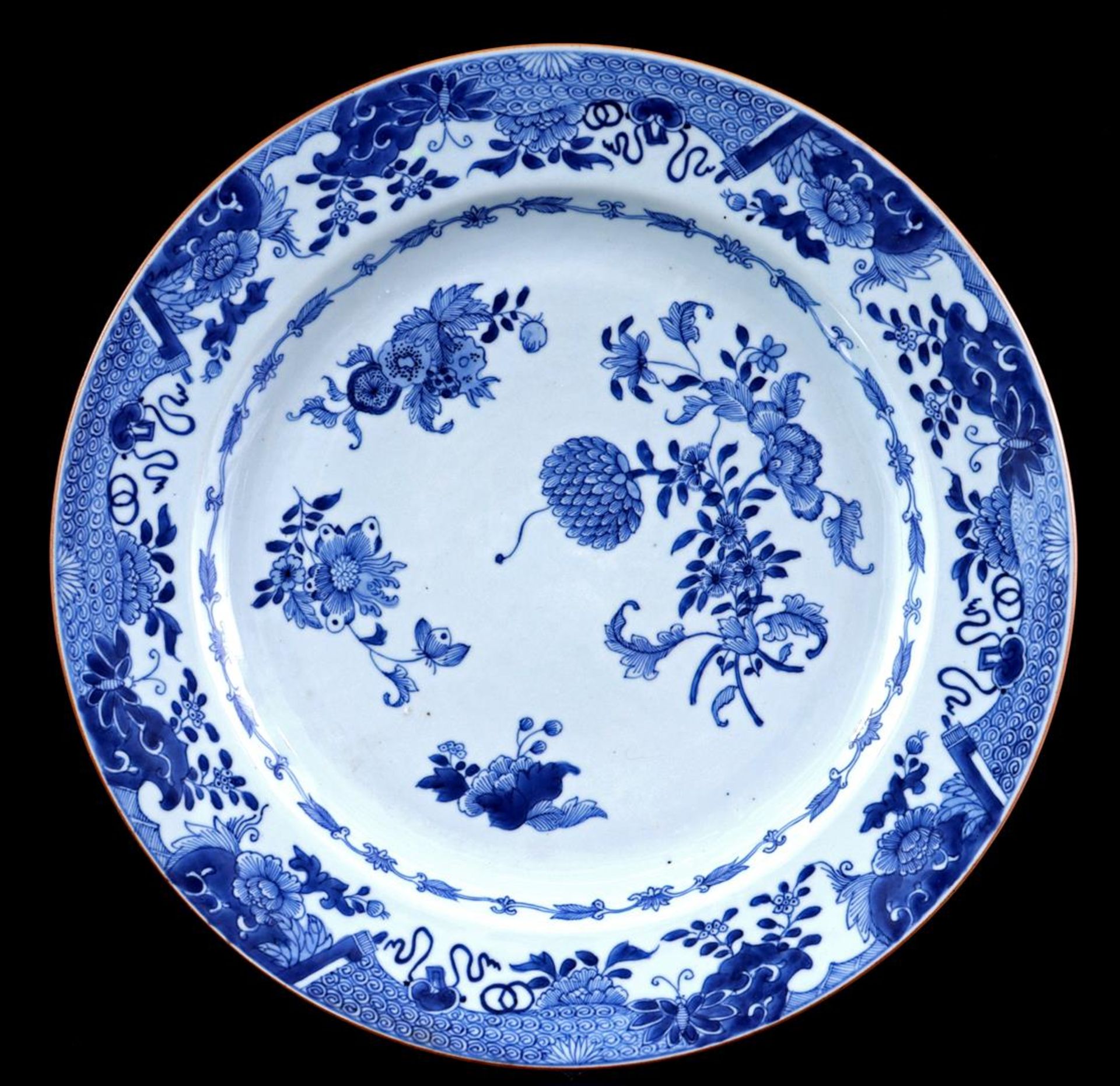 Porcelain dish