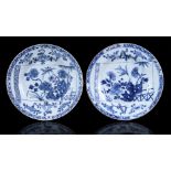 2 porcelain dishes