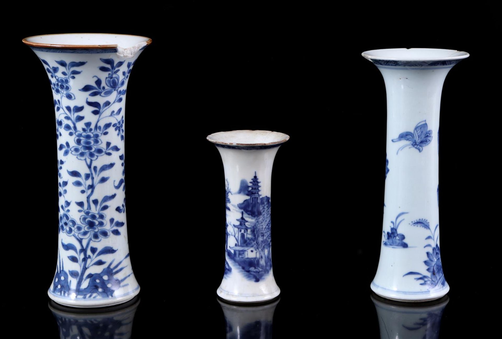 3 porcelain vases