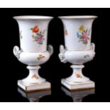 2 porcelain coupes