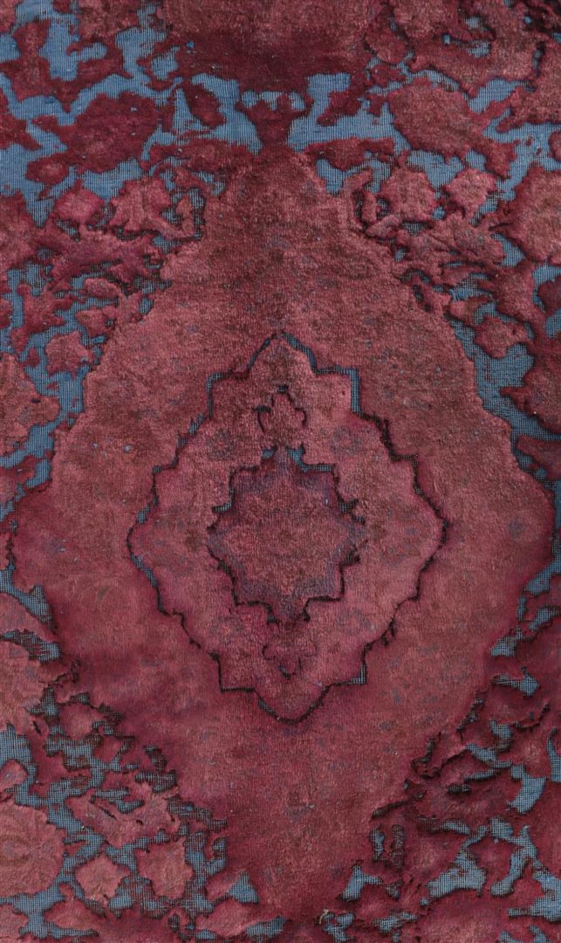 Carpet - Image 4 of 5