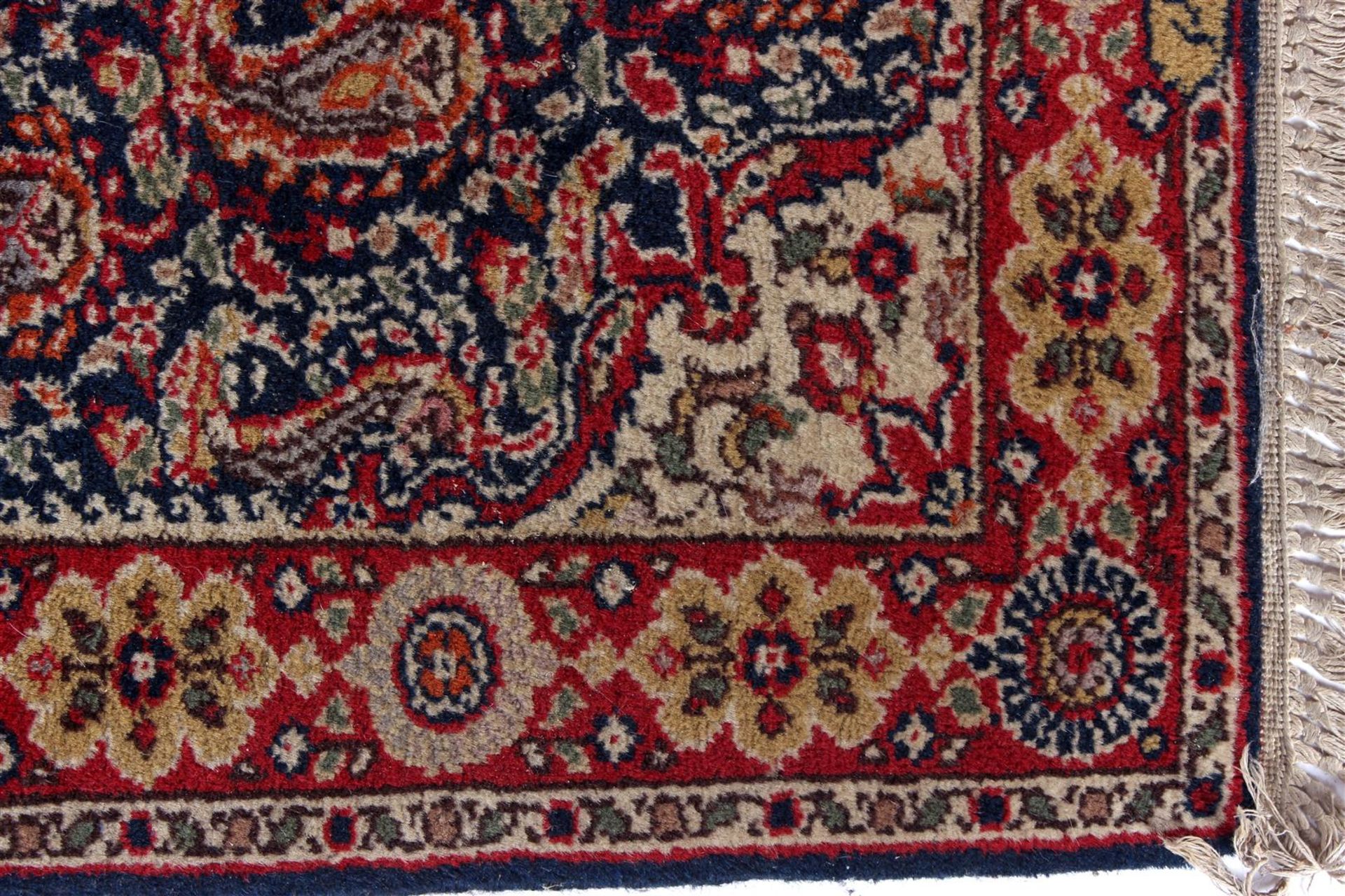 Carpet - Image 3 of 4