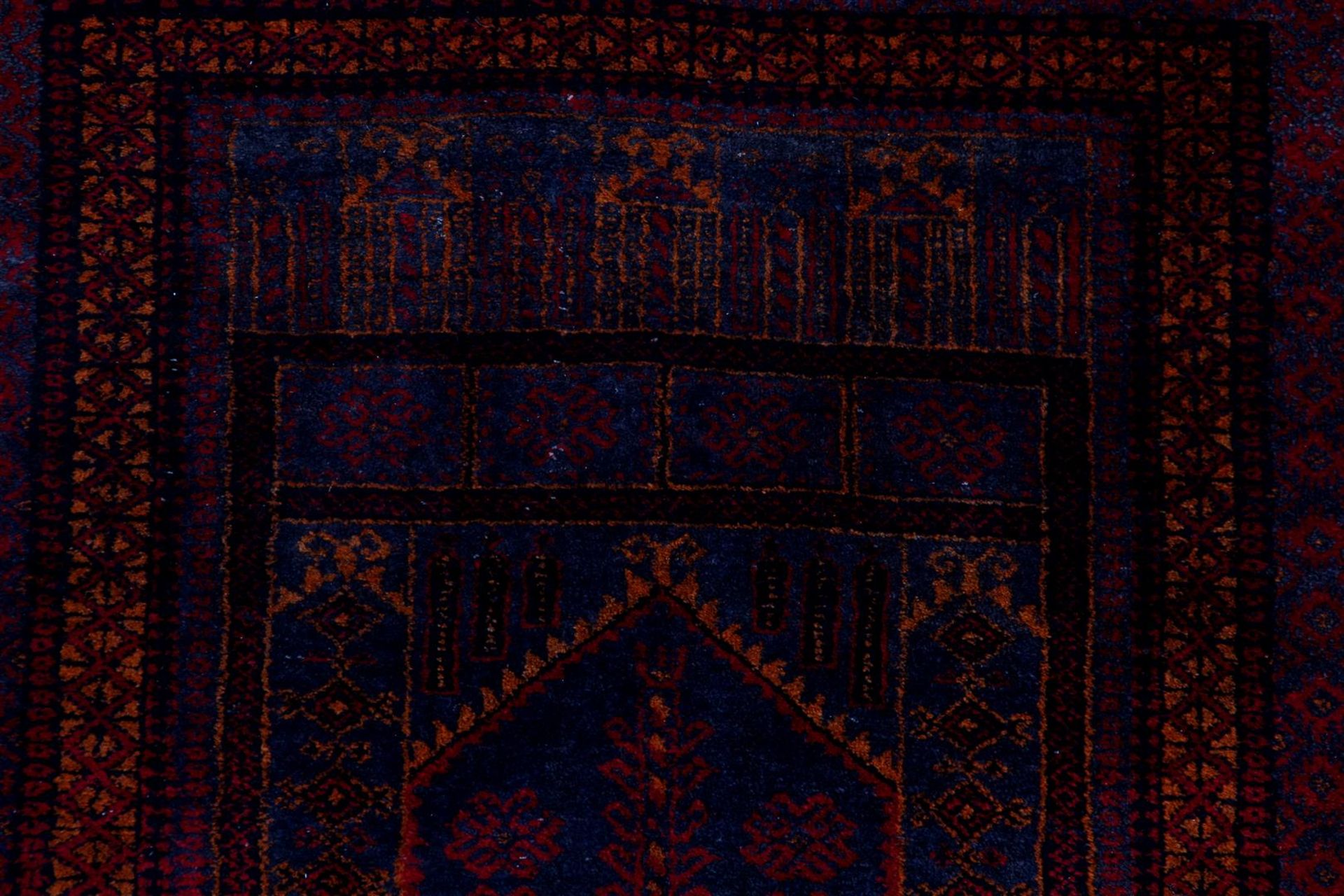 Carpet - Image 2 of 4