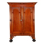 Gate cabinet