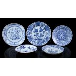 5 porcelain dishes