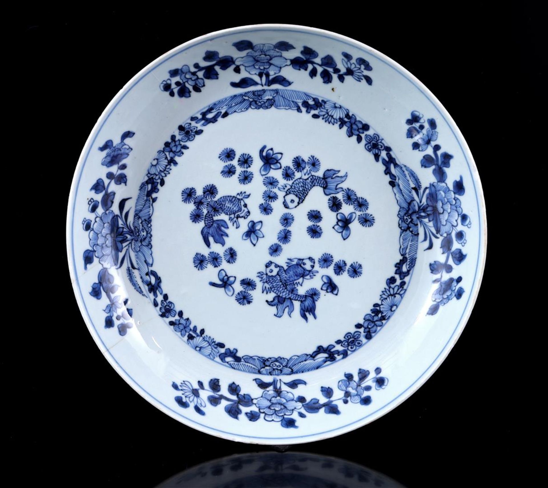 Porcelain dish