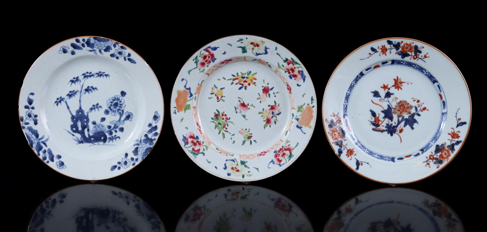 3 porcelain dishes