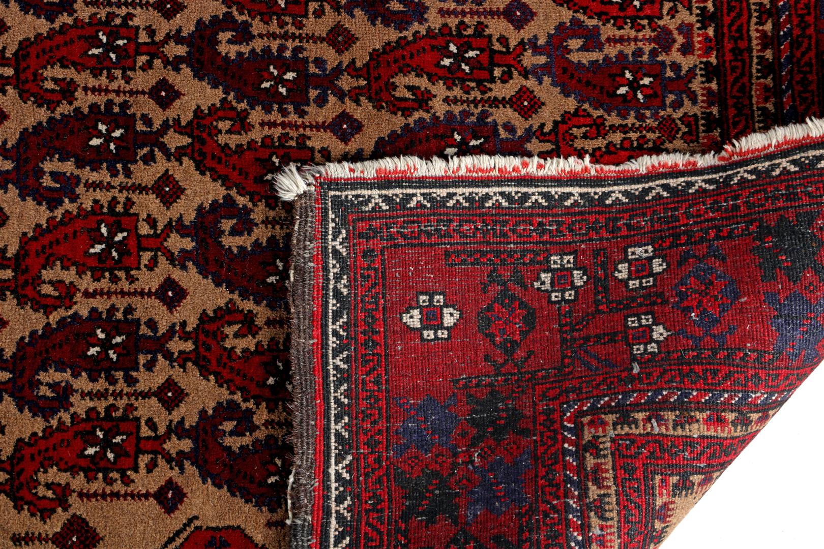 Hand-knotted oriental carpet - Bild 4 aus 4