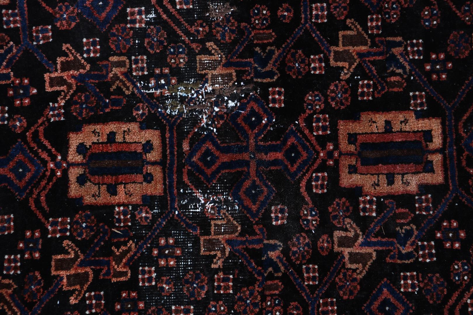 Hand-knotted oriental carpet - Bild 2 aus 4
