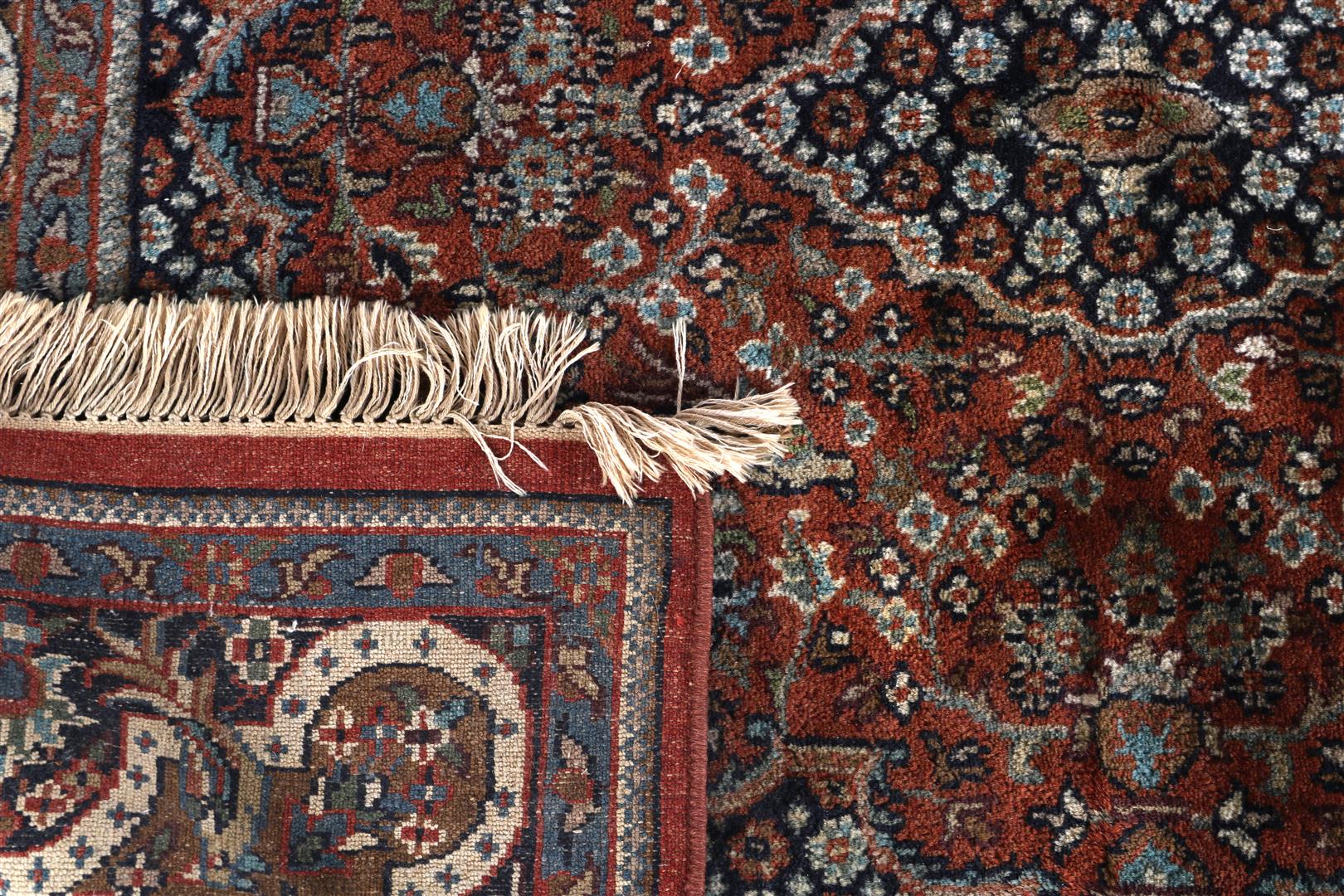 Hand-knotted oriental carpet - Bild 3 aus 3