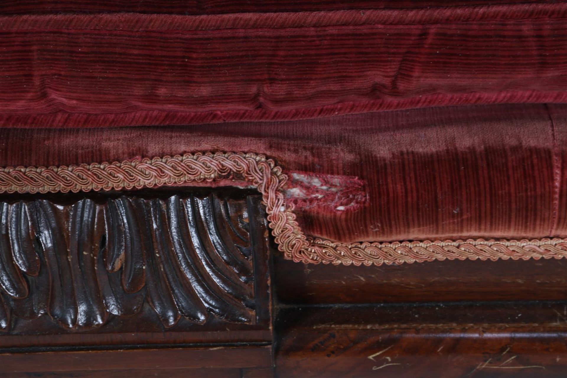 Mahogany sofa - Image 4 of 5