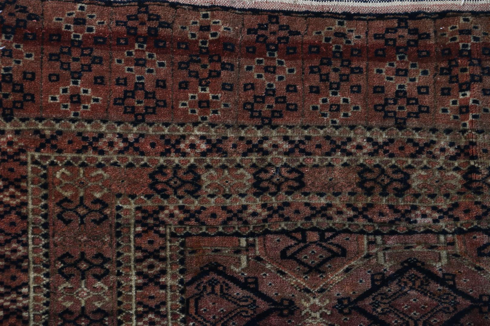 Hand-knotted oriental carpet - Bild 3 aus 4