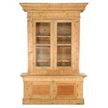 Pine 2-piece cabinet