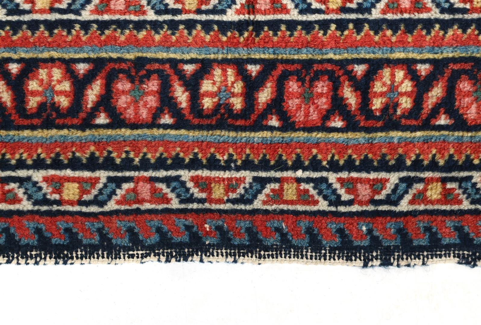 Hand-knotted oriental carpet - Bild 3 aus 6