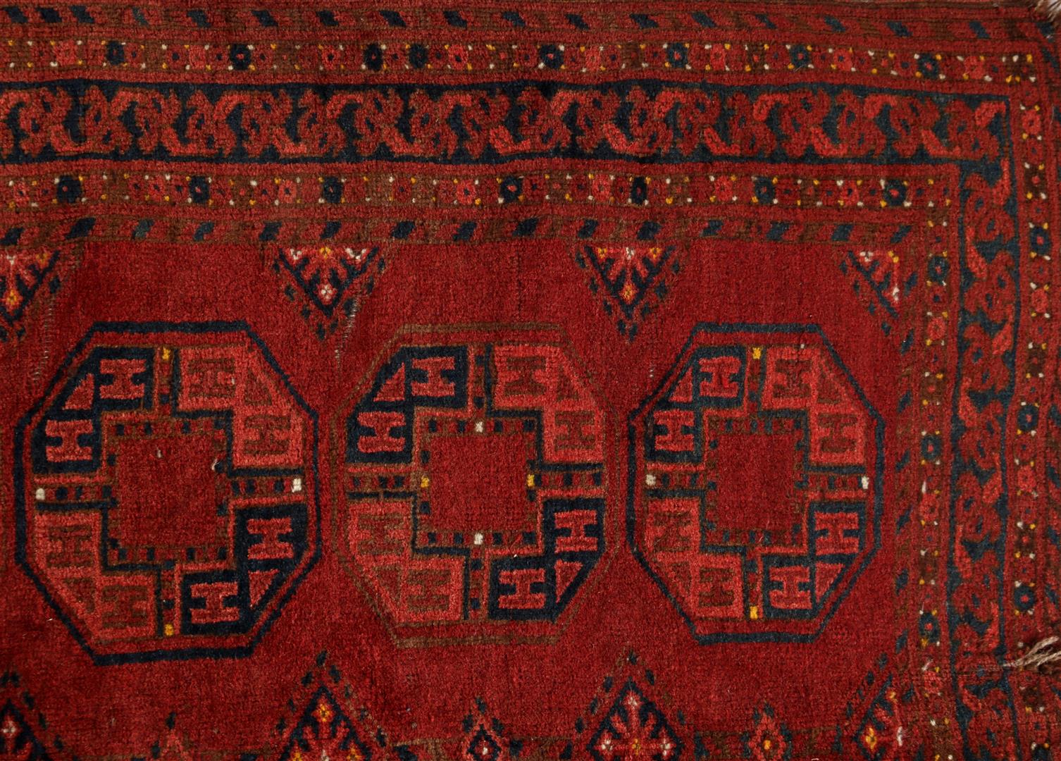 Hand-knotted oriental carpet - Bild 2 aus 3