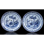 2 porcelain dishes