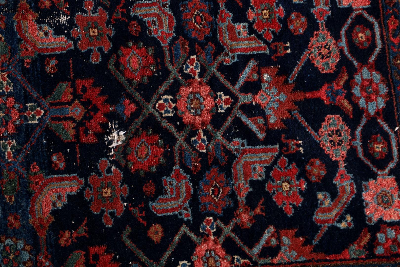 Hand-knotted oriental carpet - Bild 2 aus 5