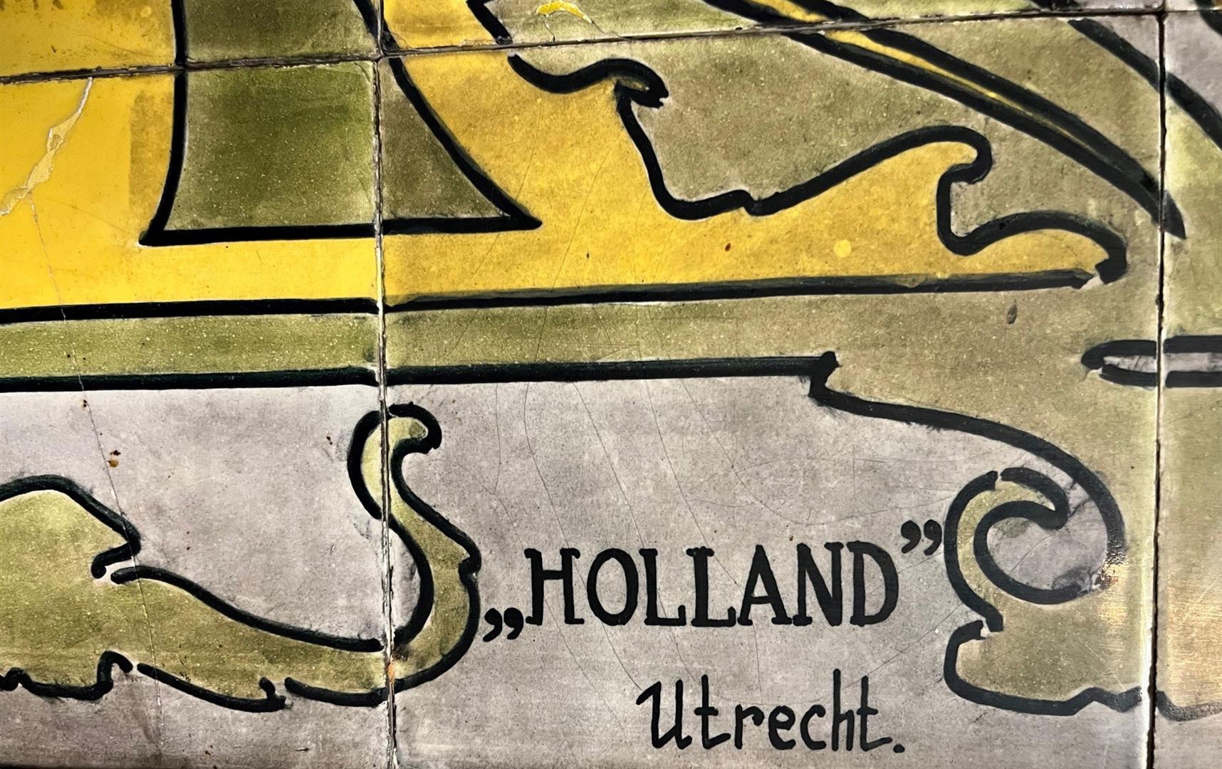 Holland Utrecht - Image 3 of 4