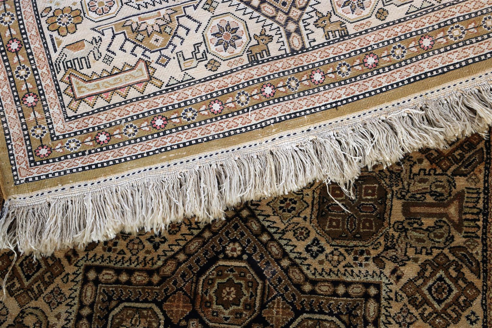 Hand-knotted oriental carpet - Bild 4 aus 4