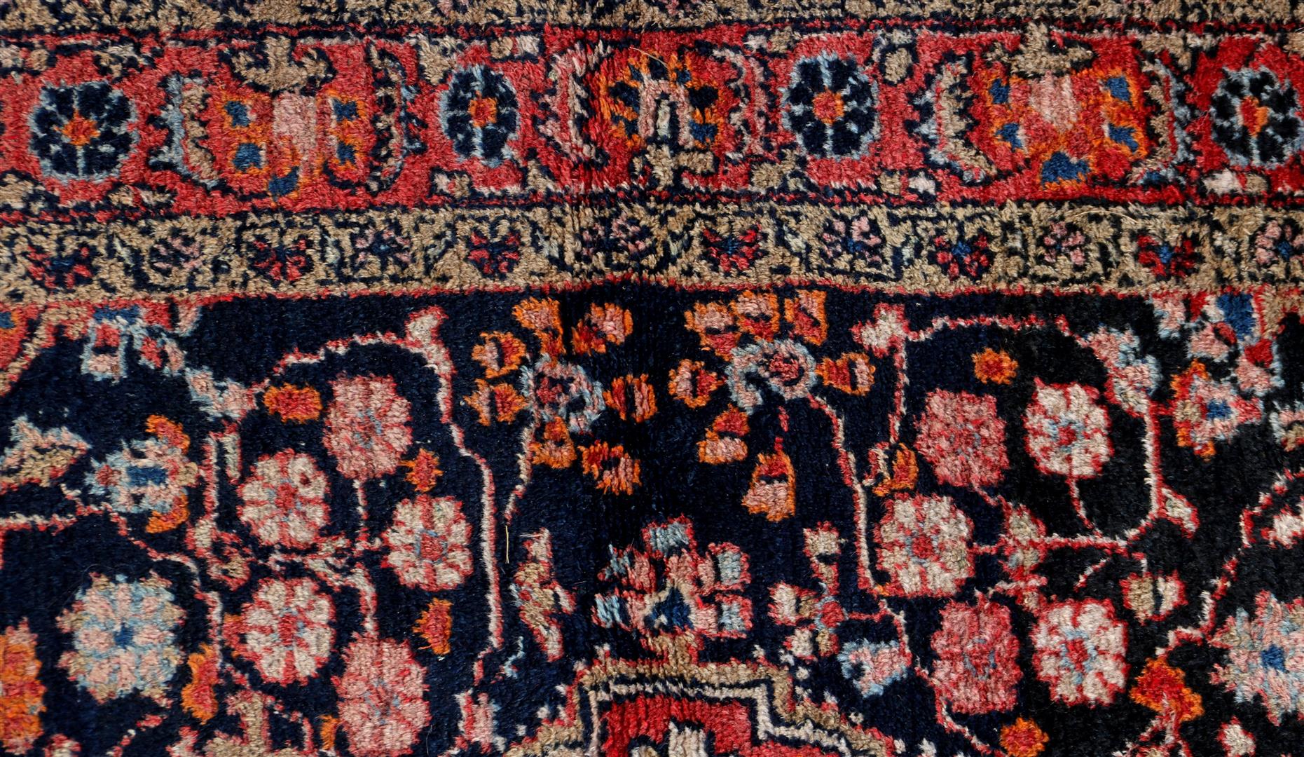 Hand-knotted wool carpet - Bild 2 aus 4