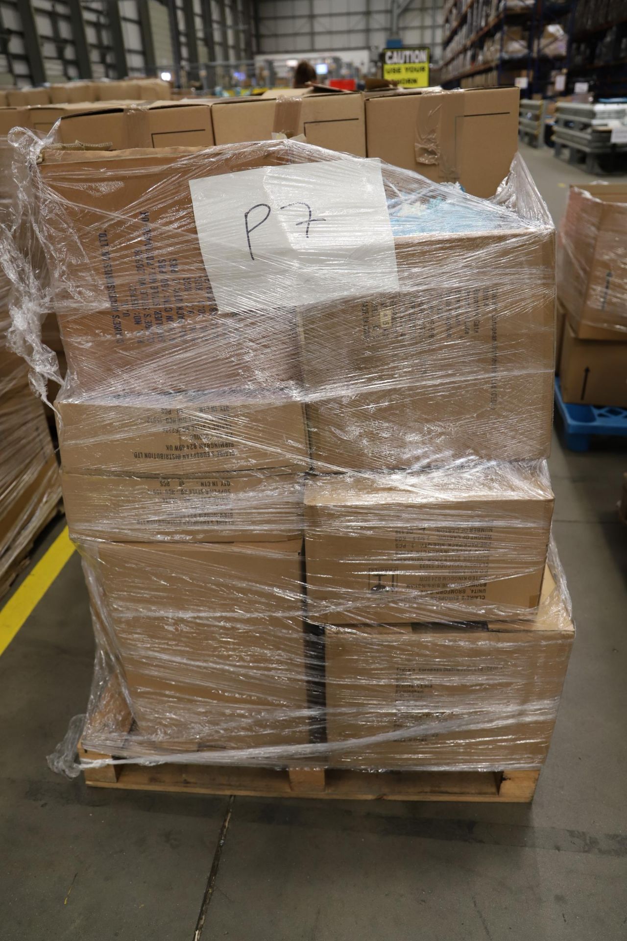 1 x Mixed pallet = approx 23 boxes of Claire's Accessories Grade A stock. - Image 2 of 2