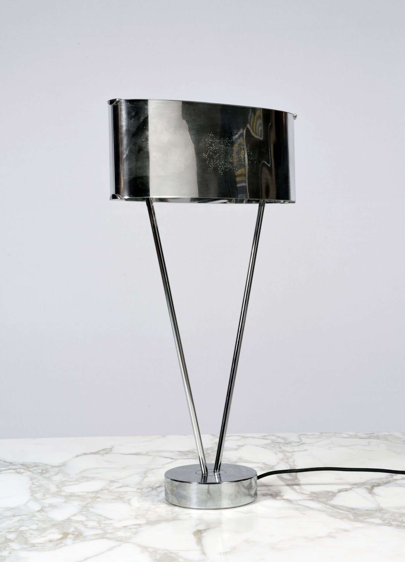 MODERN LAMP