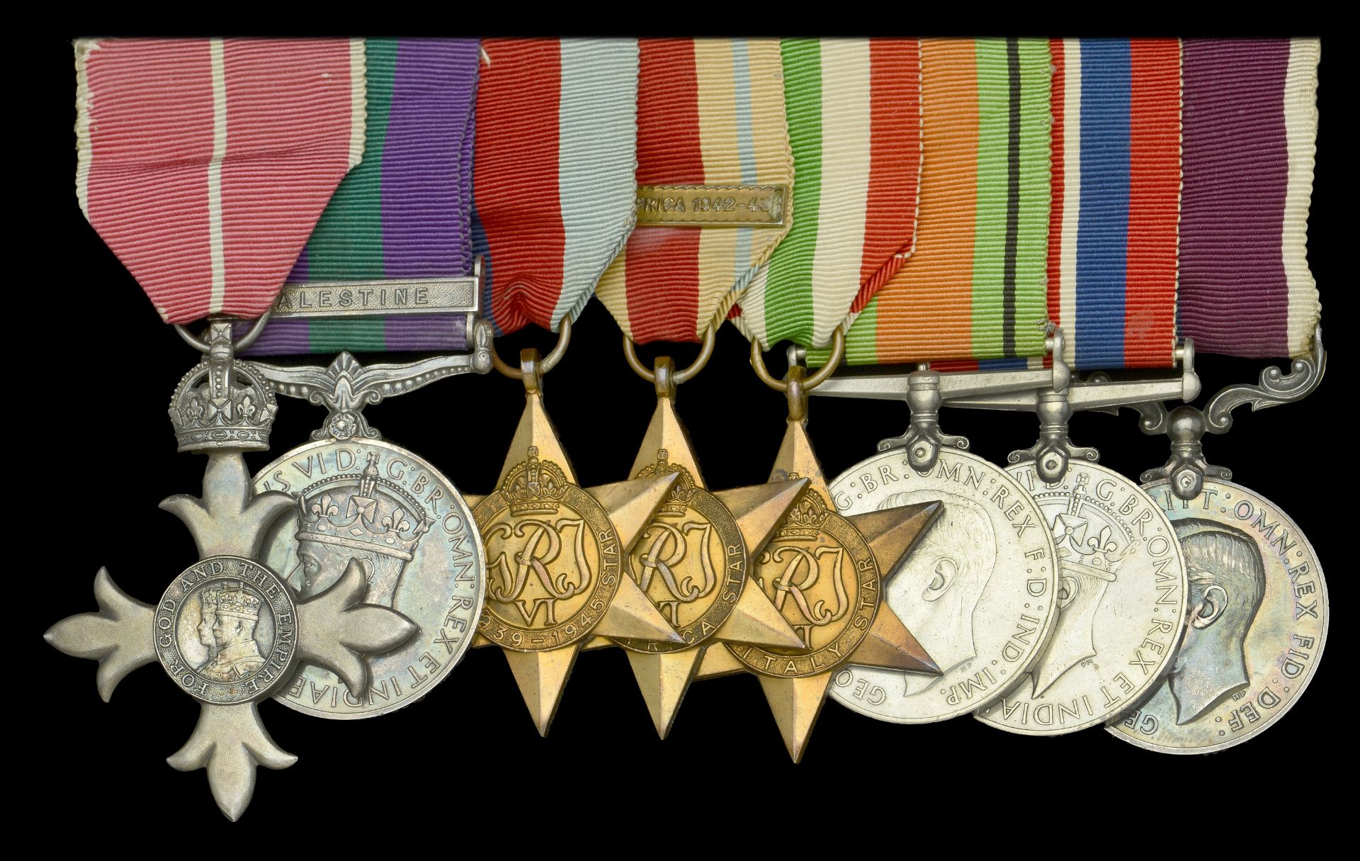 Groups and Single Decorations for Gallantry