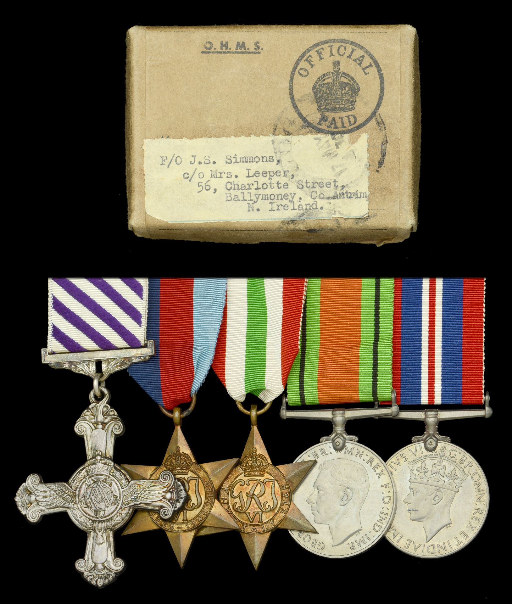 Groups and Single Decorations for Gallantry