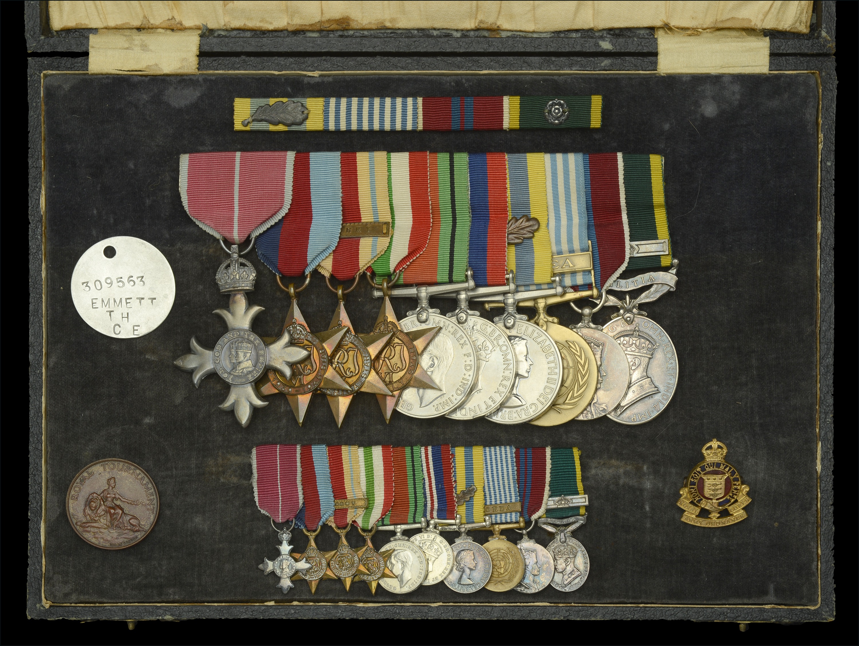 Groups and Single Decorations for Gallantry - Image 2 of 2