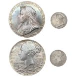 Victoria, Diamond Jubilee, 1897, silver medals (2) by G.W. de Saulles, similar, 55mm and 26m...