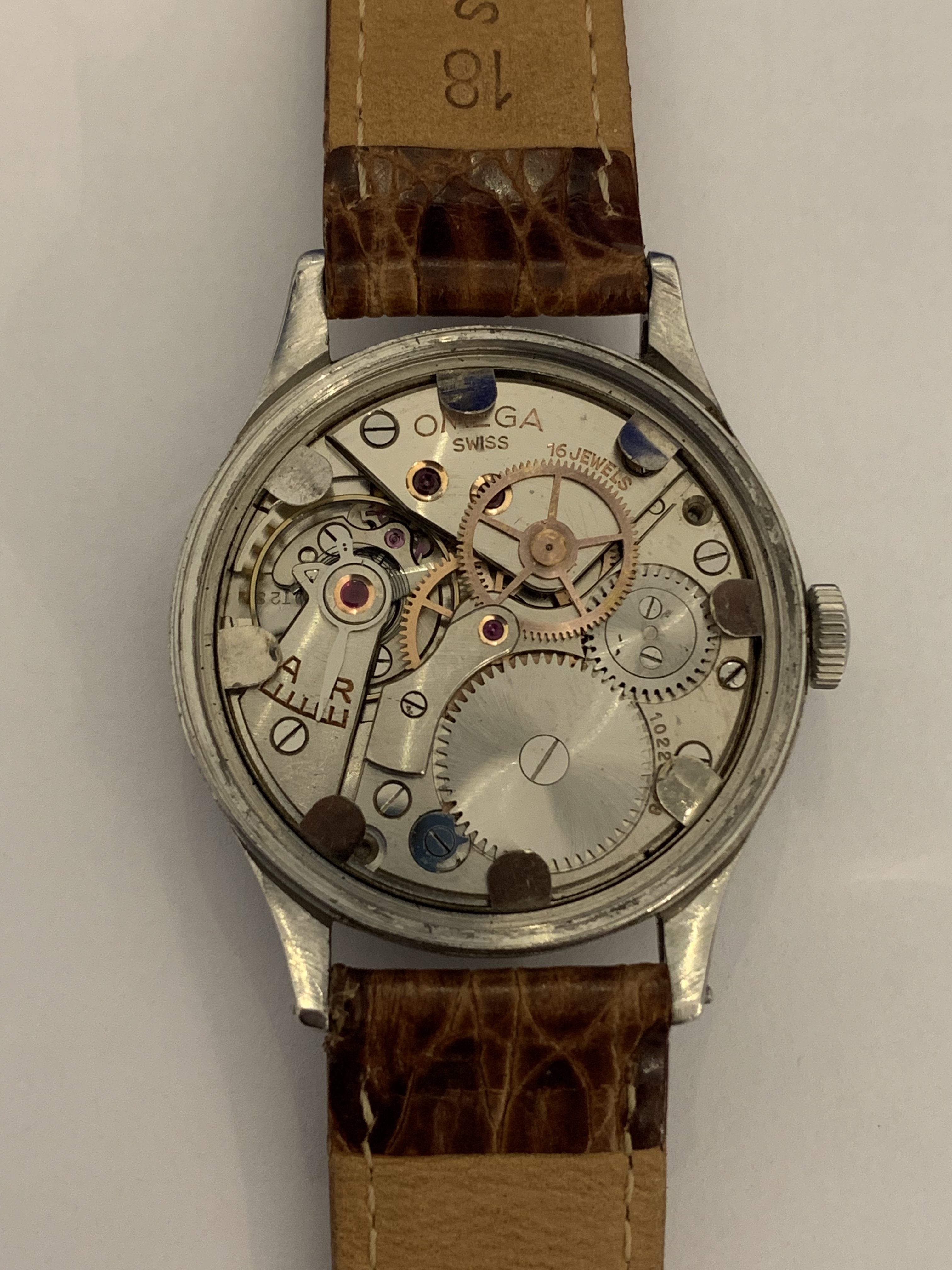 Omega. A stainless steel wristwatch, Ref. 2179/4, circa 1944. Movement: cal. 30T2SC, manual... - Image 3 of 4