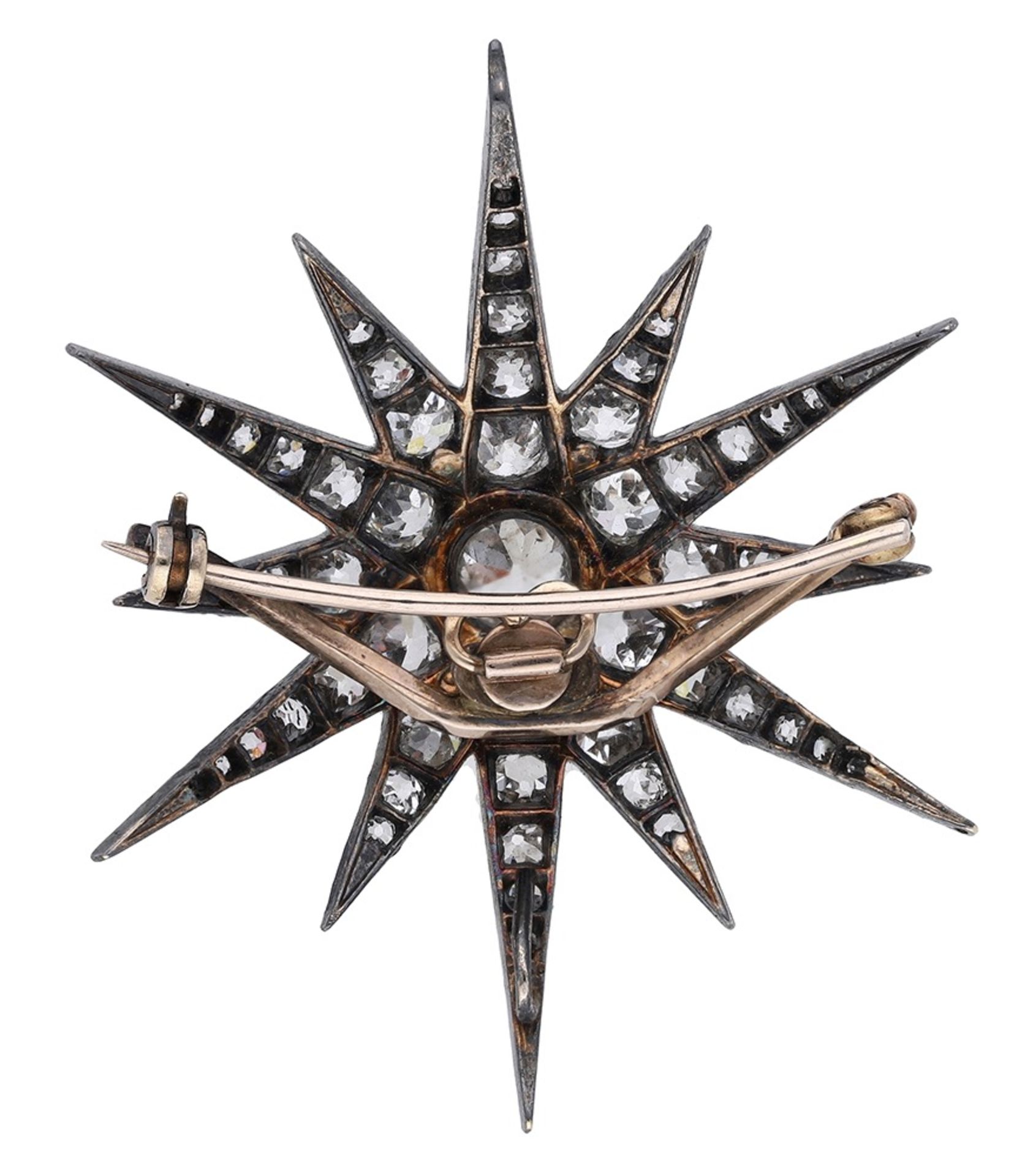 A diamond star brooch / pendant, circa 1890, set throughout with old brilliant and rose-cut... - Image 2 of 3