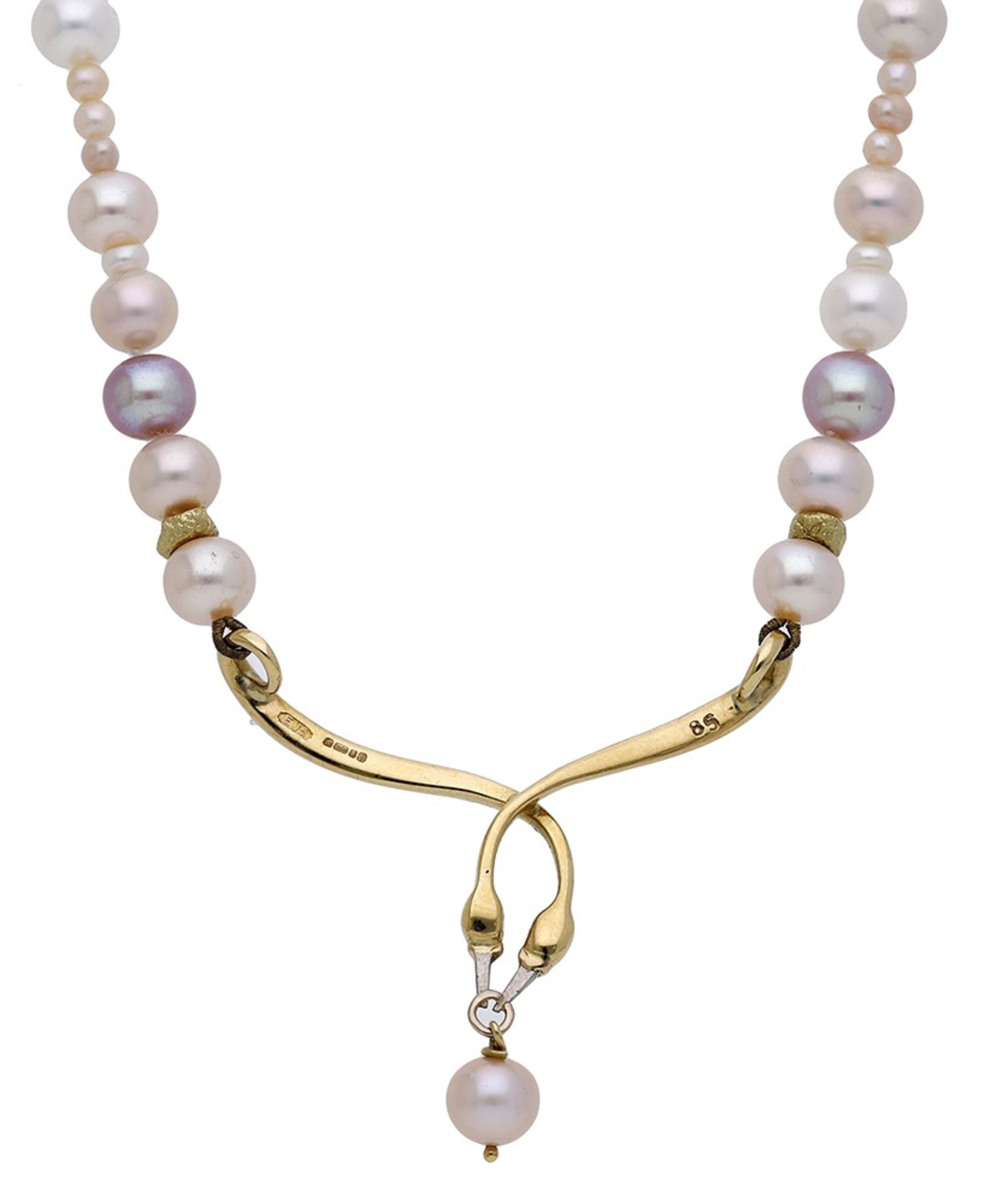 An 18ct gold and vari-coloured pearl necklace, the cultured freshwater pearls spaced by text... - Image 2 of 4