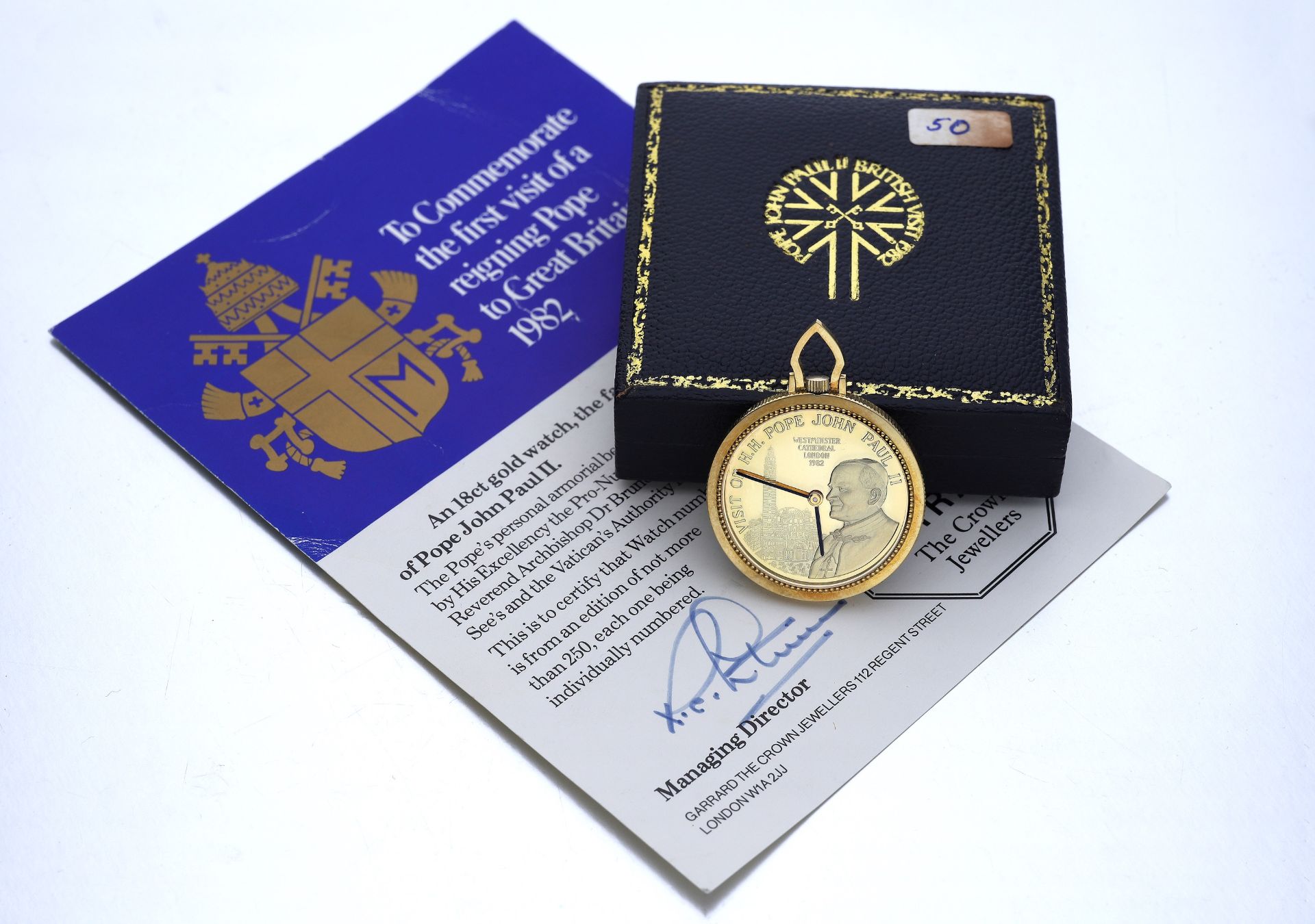 Garrard. A gold commemorative watch, commemorating the visit of His Holiness Pope John Paul... - Image 2 of 4