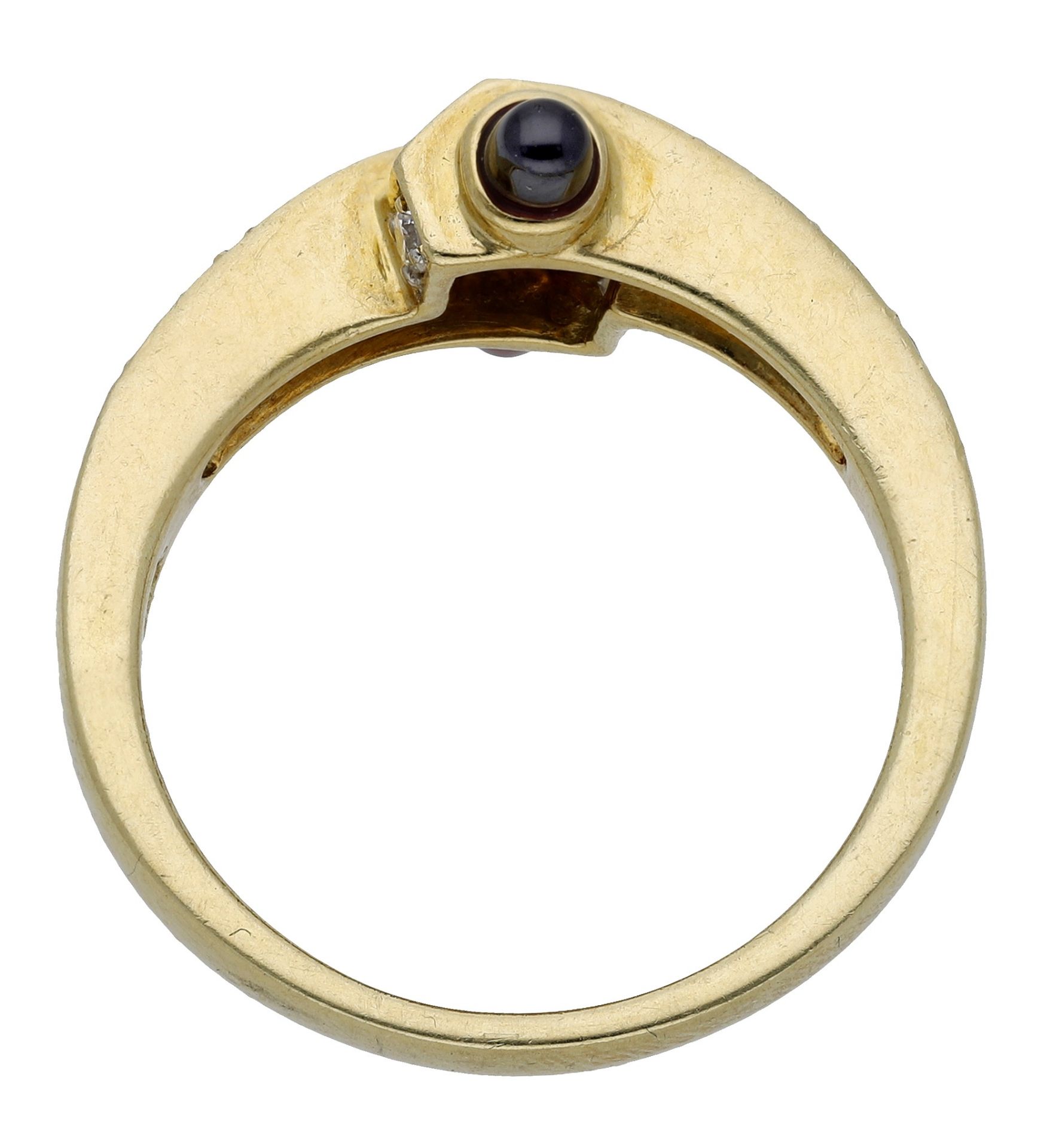 An 18ct gold diamond and garnet crossover ring, set with a series of brilliant-cut diamonds... - Image 2 of 3