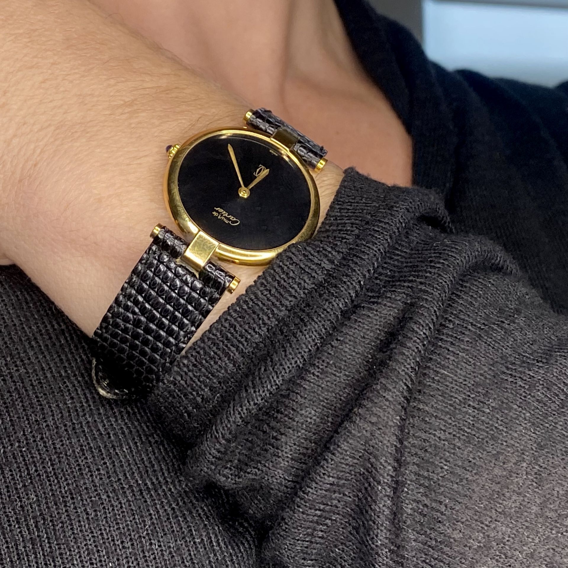 Must de Cartier. A lady's gold-plated wristwatch, circa 1990. Movement: quartz. Dial: blac... - Image 3 of 3
