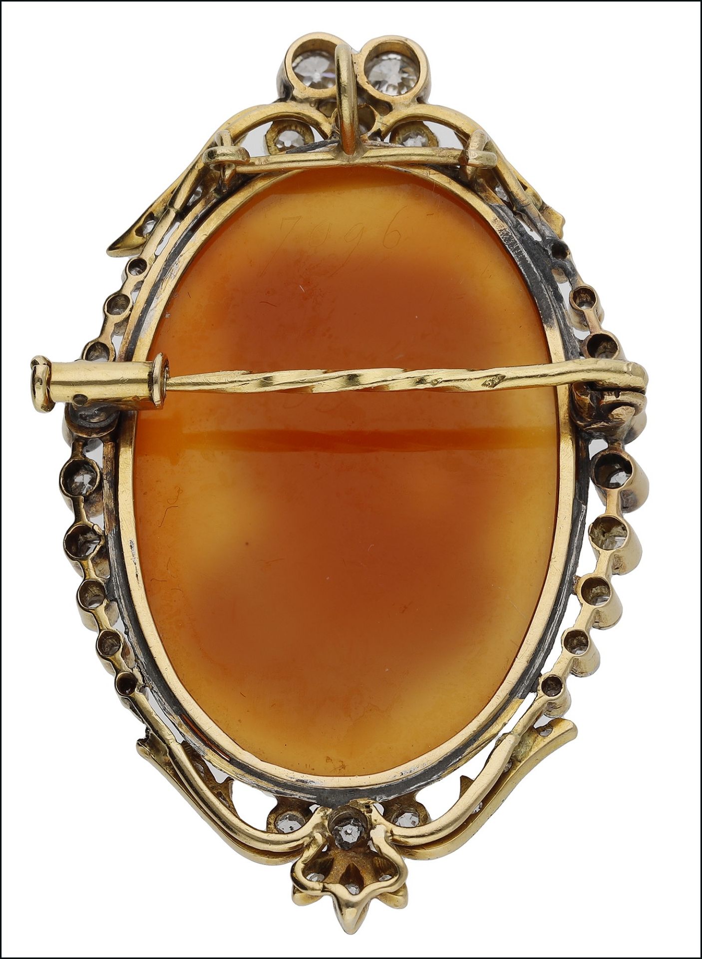 A late 19th century/early 20th century hardstone cameo and diamond brooch, carved to depict... - Image 2 of 3