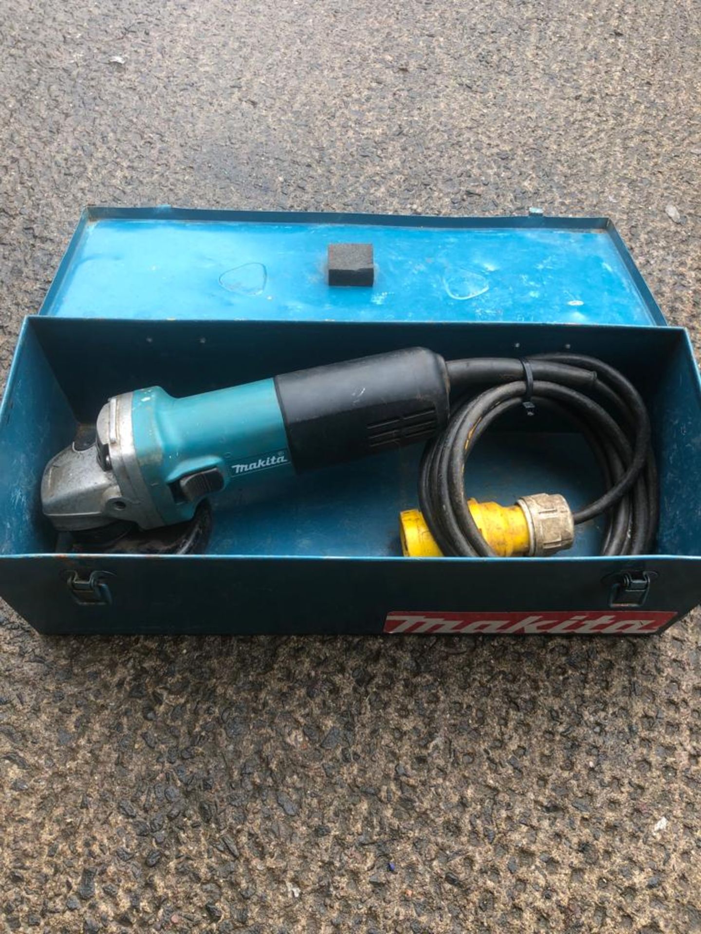 Makita 110v Grinder