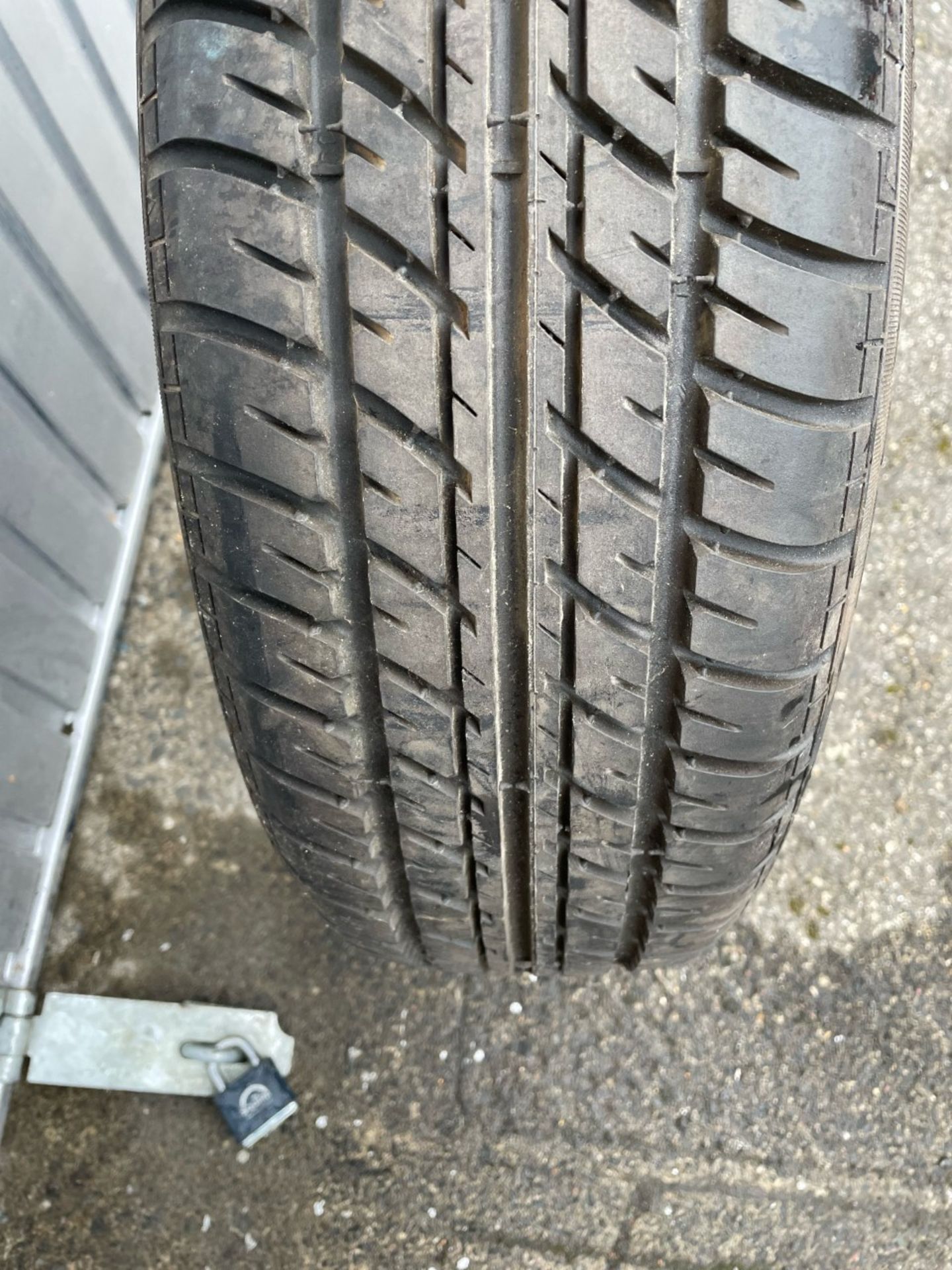 Tiger TG635 new tyre, 195/70 R14 91H - Image 2 of 2